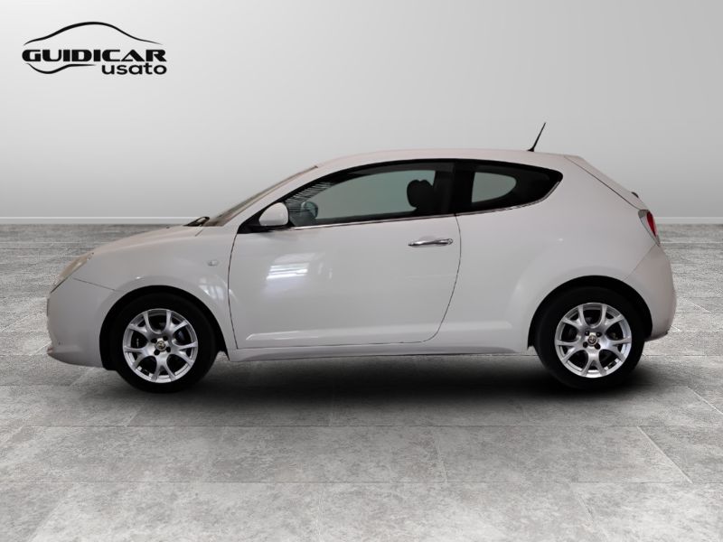 GuidiCar - ALFA ROMEO MiTo 2011 MiTo 1.4 m.air Distinctive 105cv Usato